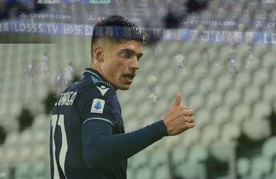  蓝黑军团国际米兰轮换见效，年轻阵容迸发惊人能量